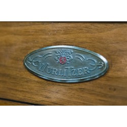 Wurlitzer 270 Butterfly With brand new French Polish finish
