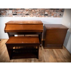 Hammond C3 with Bench and Pedal with optional Leslie